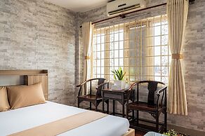 Hoàng Long Hotel By Cozrum