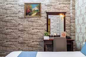 Hoàng Long Hotel By Cozrum