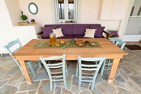 Aoria Traditional House With Stuning Mountain View