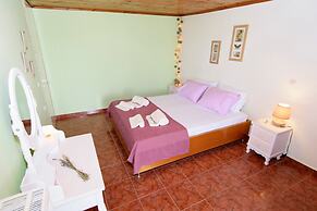 Aoria Traditional House With Stuning Mountain View