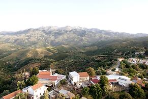 Aoria Traditional House With Stuning Mountain View