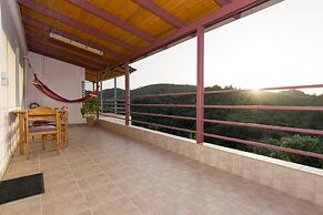 Aoria Traditional House With Stuning Mountain View