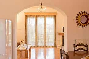 Ortaki Traditional House