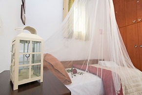 Ortaki Traditional House