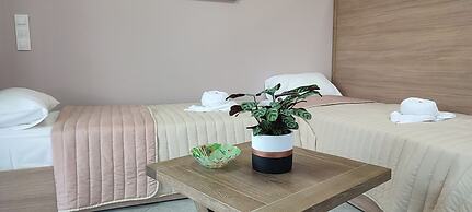 Litinas Beachfront Apartment