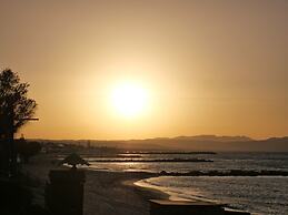 Litinas Beachfront Apartment