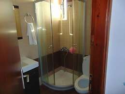 Comfy Beachfront Litinas Casa With Seaview