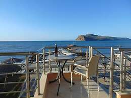 Comfy Beachfront Litinas Casa With Seaview