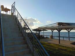 Comfy Beachfront Litinas Casa With Seaview