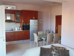 Comfy Beachfront Litinas Casa With Seaview