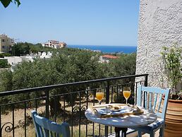 Christina s Villa With sea View