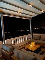 Villa Cook With Pool and Terraces With sea Views