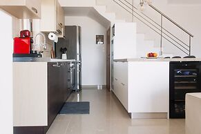 Villa Cook With Pool and Terraces With sea Views