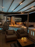 Villa Cook With Pool and Terraces With sea Views