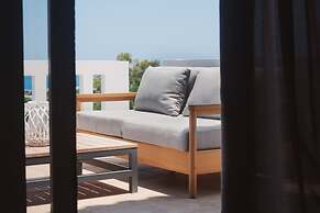 Villa Cook With Pool and Terraces With sea Views