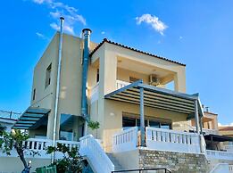 Villa Cook With Pool and Terraces With sea Views