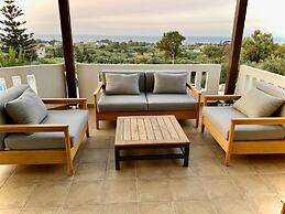 Villa Cook With Pool and Terraces With sea Views