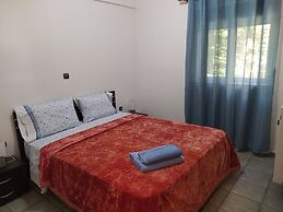 Marousi Comfy Apartment With Balcony