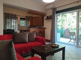 Marousi Comfy Apartment With Balcony