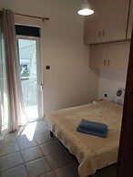 Marousi Comfy Apartment With Balcony