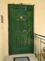 Marousi Comfy Apartment With Balcony