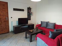 Marousi Comfy Apartment With Balcony