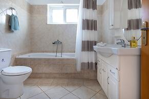 Iconic Villa With Private Pool and sea View