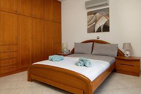 Iconic Villa With Private Pool and sea View