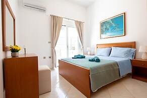 Iconic Villa With Private Pool and sea View