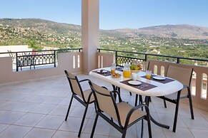 Iconic Villa With Private Pool and sea View