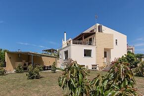 Luxury Katsoulakis Apartments in Countryside