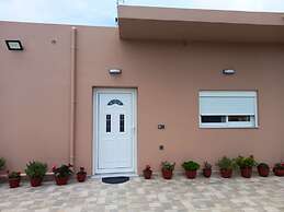 Kavros Cozy Apartment