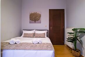 Villa Aitheras With sea Views and Garden