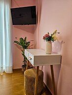 Villa Aitheras With sea Views and Garden