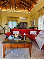 Villa Aitheras With sea Views and Garden