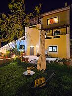 Villa Aitheras With sea Views and Garden