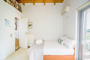 Stavros Kallia Apartment With sea View