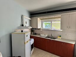 Peaceful Private Cottage Retreat in Countryside