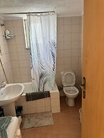 Peaceful Private Cottage Retreat in Countryside