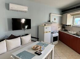 Peaceful Private Cottage Retreat in Countryside