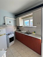 Peaceful Private Cottage Retreat in Countryside