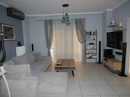 Gio s Central Cosy Apartment With Private Balcony