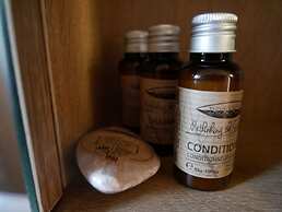 Gio s Central Cosy Apartment With Private Balcony