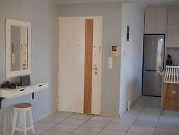 Gio s Central Cosy Apartment With Private Balcony