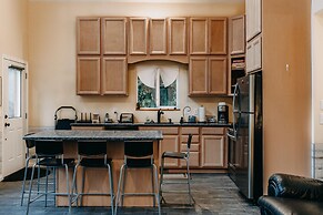 Glacier Springs Cabin #02 - The Come on Up Cabin!