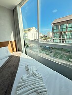 Eco Mirage Residence by Easy Home