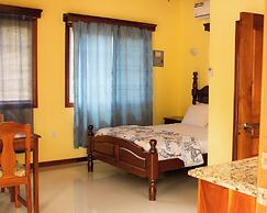 Hummingbird Estate Cabanas