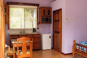 Hummingbird Estate Cabanas