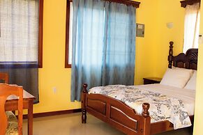 Hummingbird Estate Cabanas