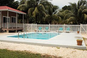 Hummingbird Estate Cabanas